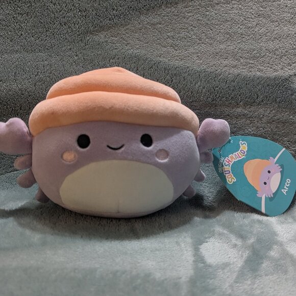5 inch Arlo the crab Squishmallow - Picture 1 of 2